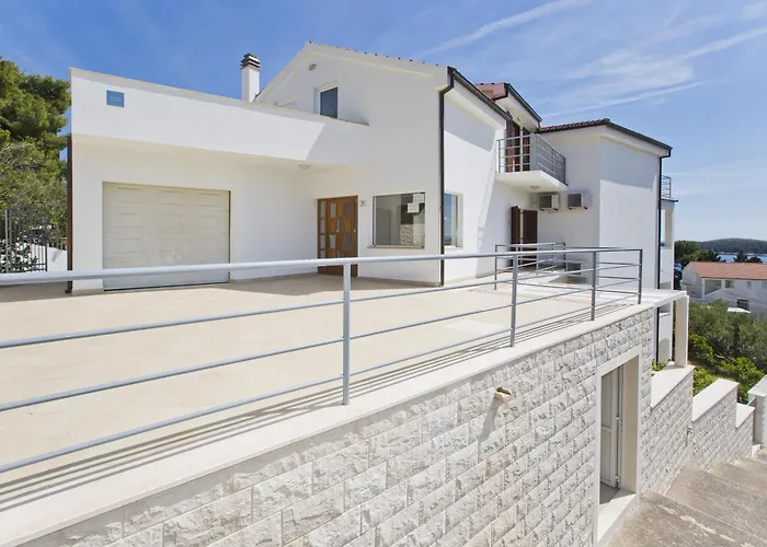 Villa Lucija