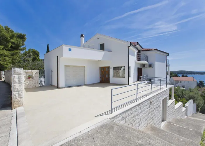 Villa Lucija