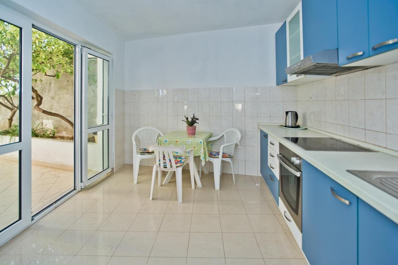 Lucija Appartement *