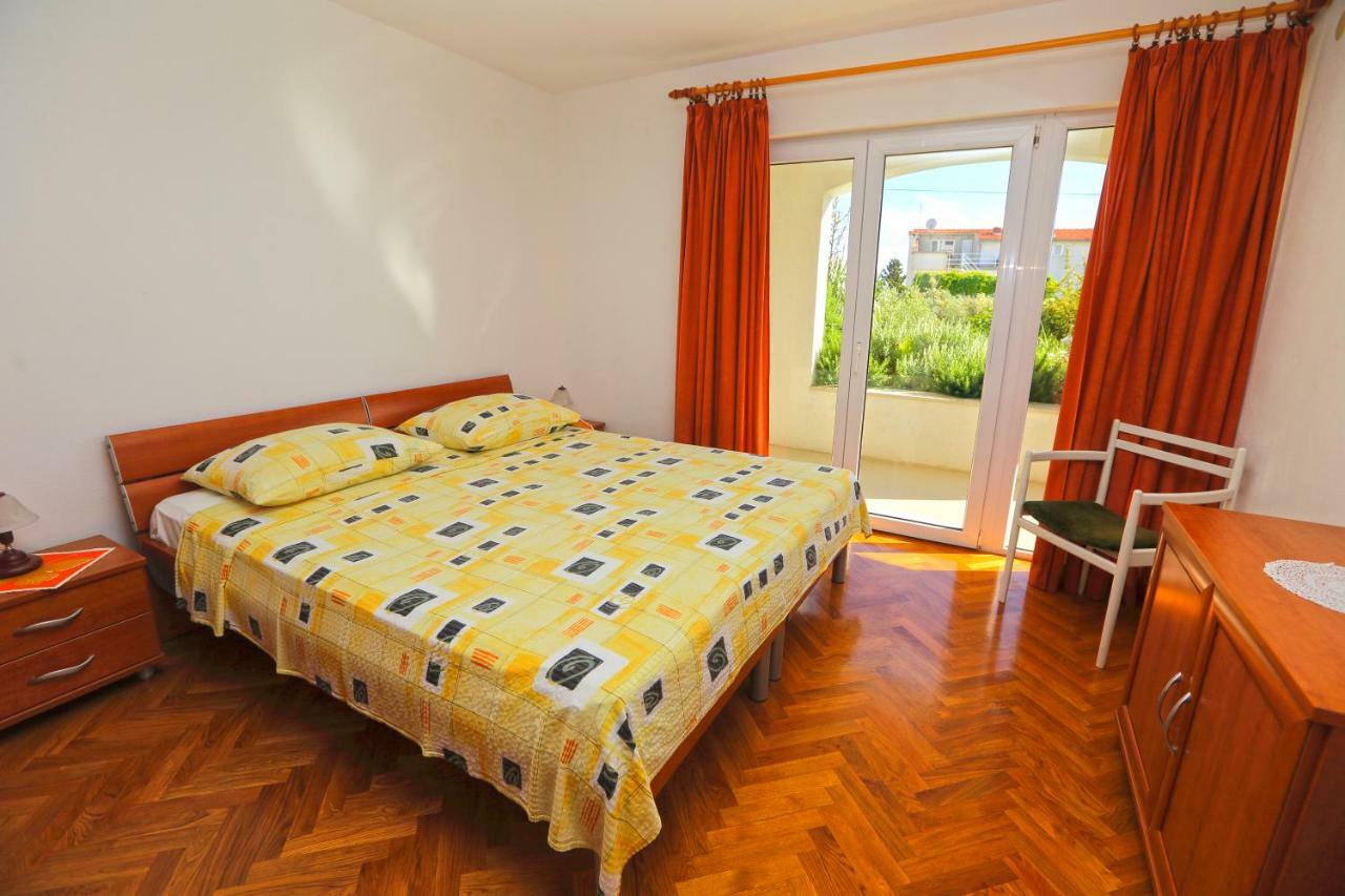 Appartement Lucija *
